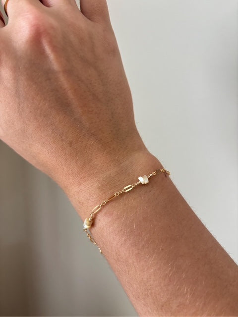 Dainty Shell Bracelet 14k Gold Filled